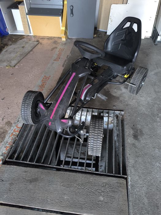 Gokard na pedały dla dziecka