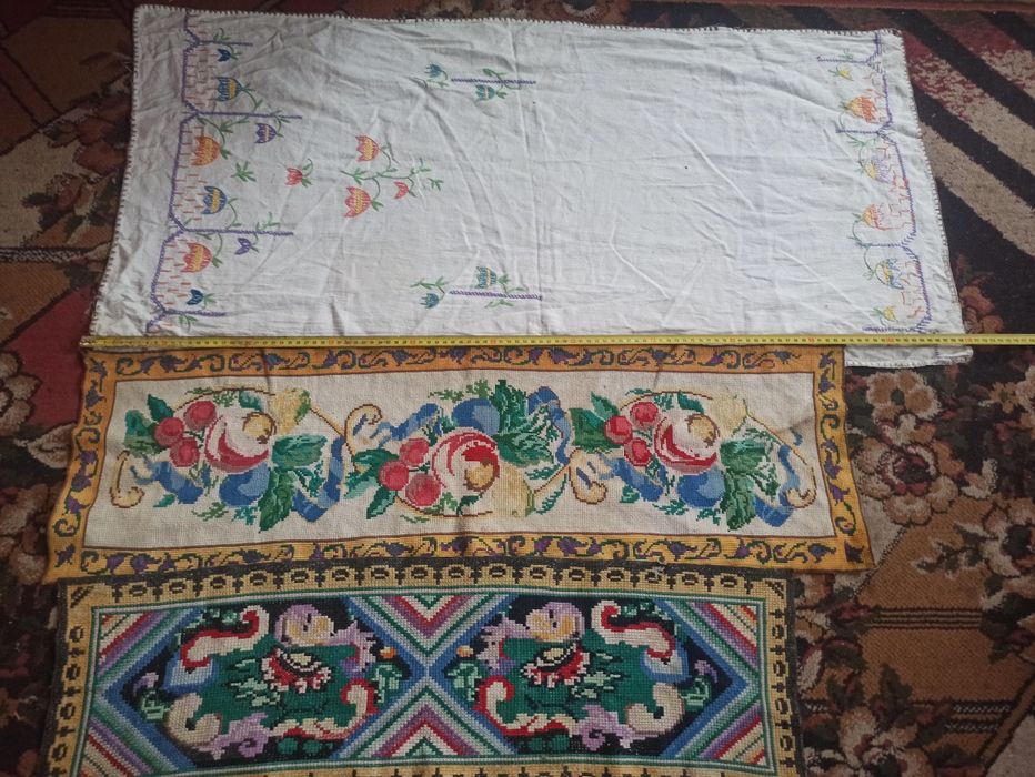 Хустки, рушники, матерія