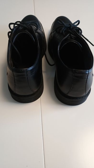Buty wizytowe. Ottimo roz .38