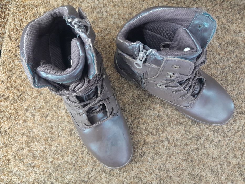 Берци,черевики Thinsulate Kombat 42 ,41 розмір.