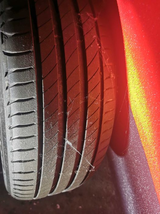 Pneu michelin primacy 4