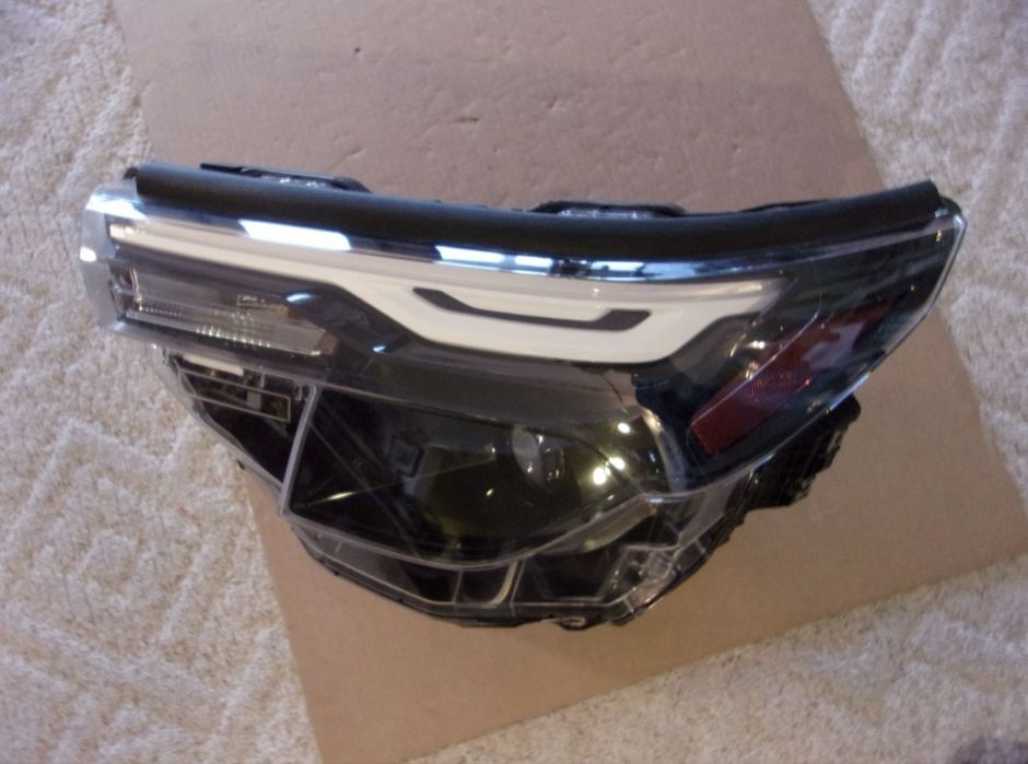 Фара subaru forester SL