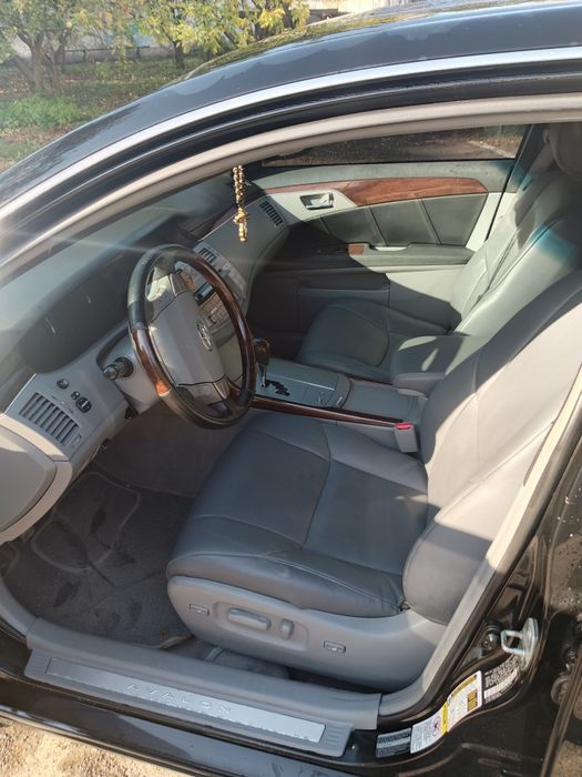 Продам Toyota Avalon 2008  3.5