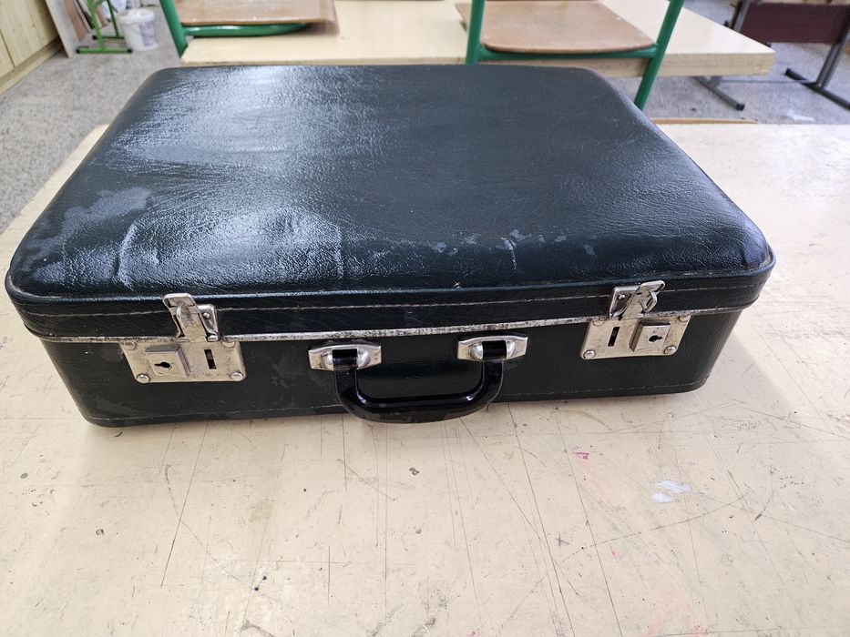 Валіза дорожня радянського виробництва.