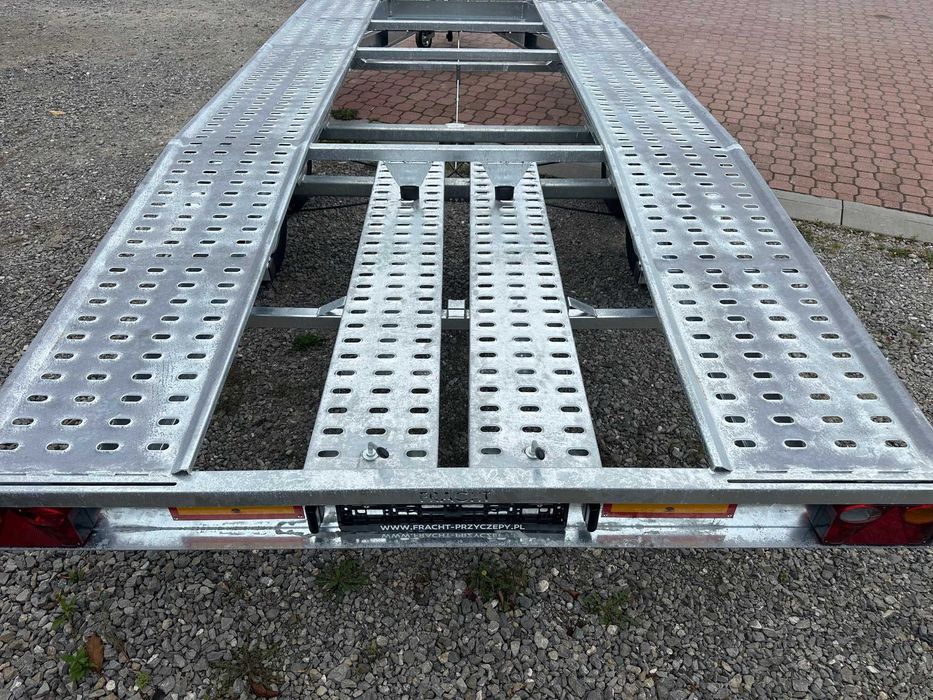 Nowa Laweta FARCHT 456x215 DMC 2700 przod prosty