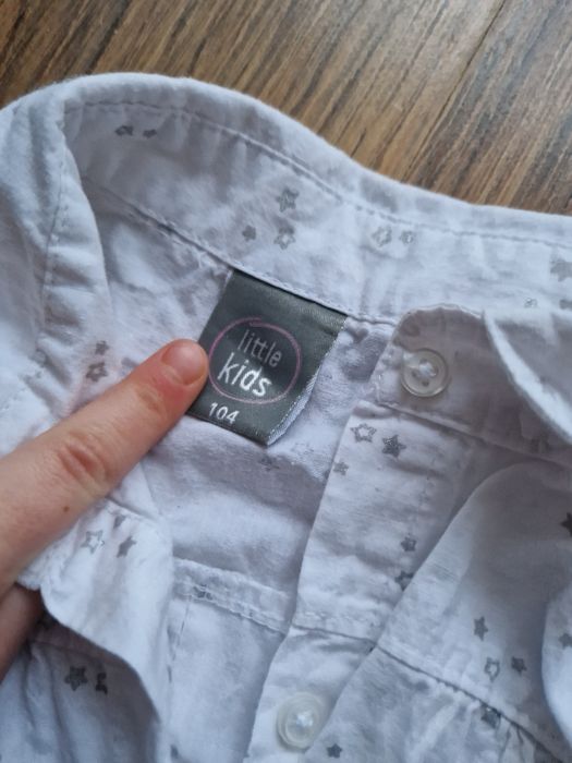 Koszula biała w gwiazdki