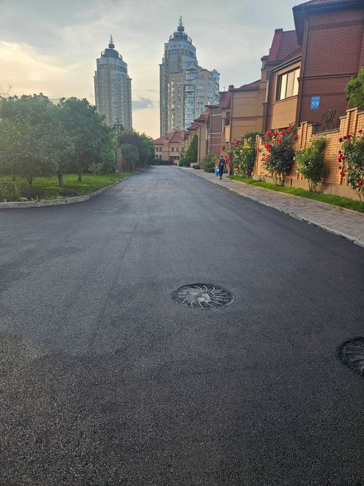 Укладка асфальта на парковках и промышленных площадках