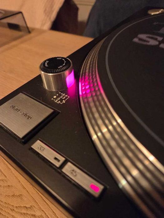 Technics SL-1210 MK5