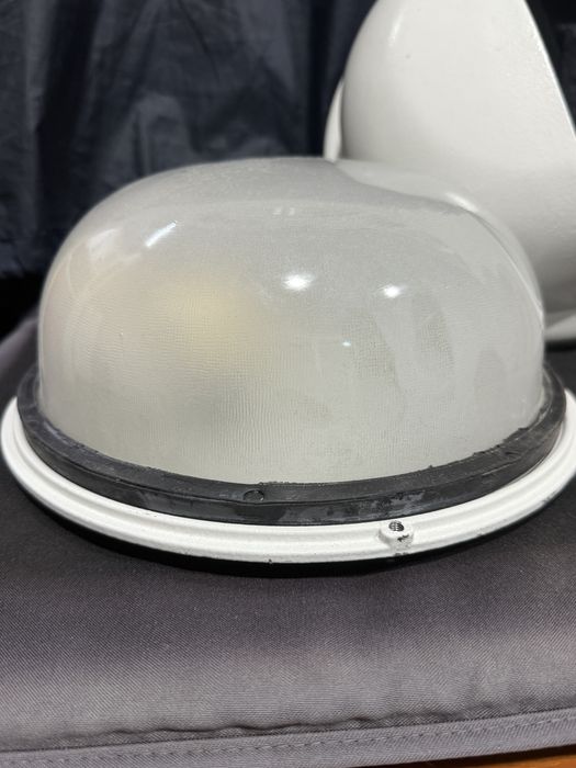 Candeeiro de jardim redondo