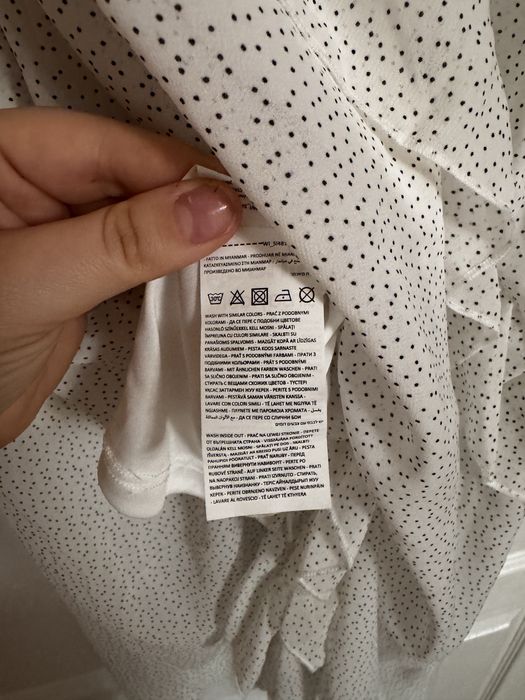 Літня сукня в горошок дрібний