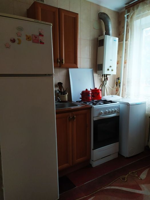 Здам подобово, погодинно однокімнатну квартиру.