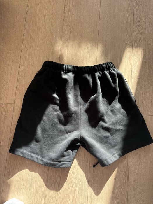 Spodenki Essentials