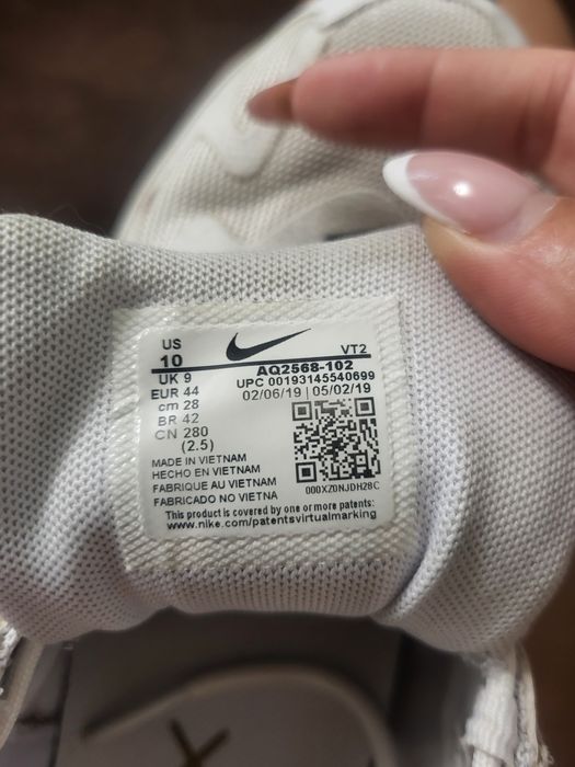 Продам оригінальні кросівки Nike Air Max