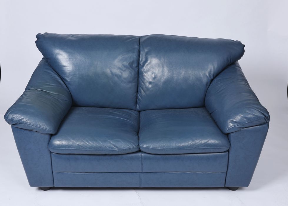 Sofá de três lugares estrutura Divani& Divani como novos.