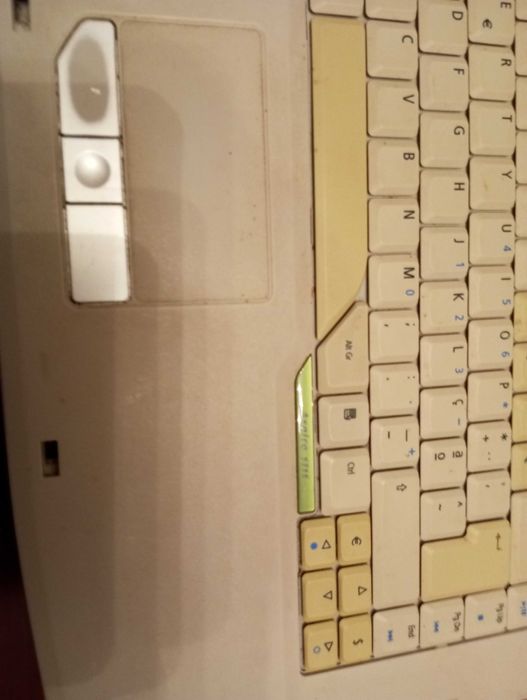 Portáteis Acer e toshiba