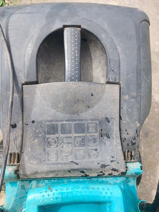 Газонокосилка Бош