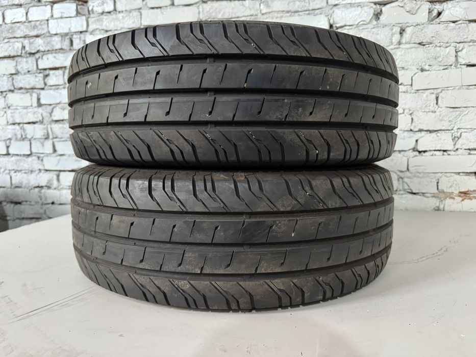 Майже нові літні шини CONTINENTAL 215/60 R17C