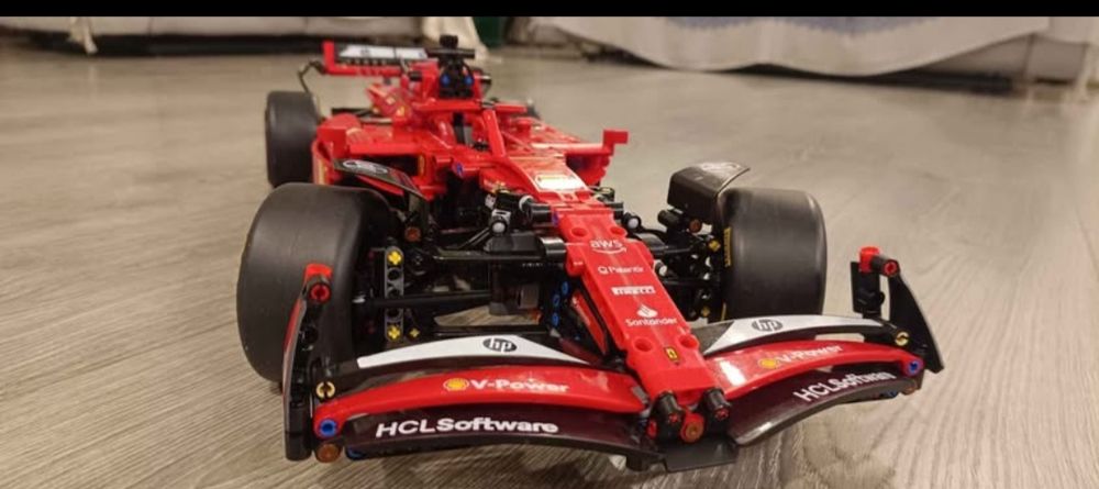 Lego F1 Ferrari SF-24
