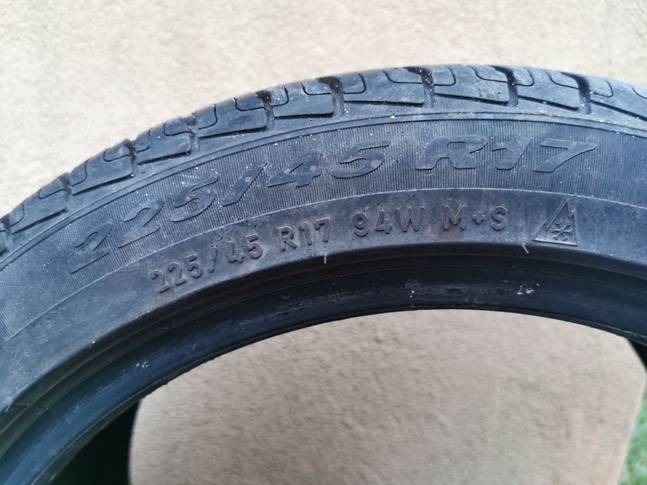 Dwie opony Pirelli Cinturato plus 2023r. 225/45/17 6mm 94W całoroczne