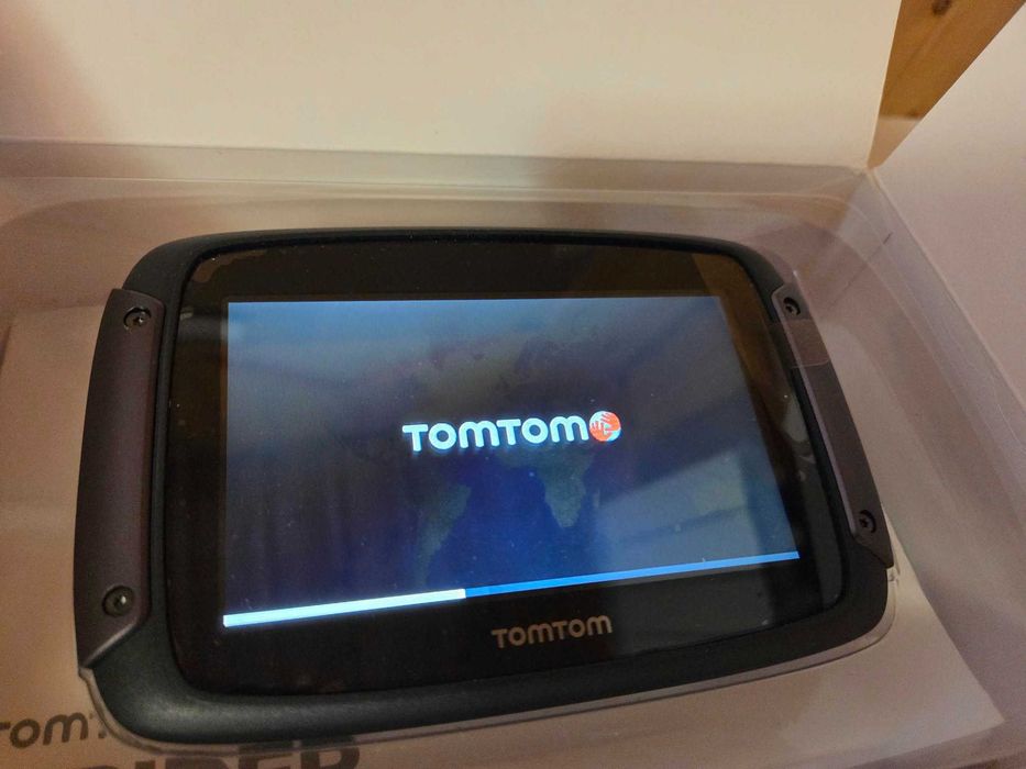 TomTom Rider 500 – Nawigacja motocyklowa GPS | Stan bdb / Zestaw z RAM