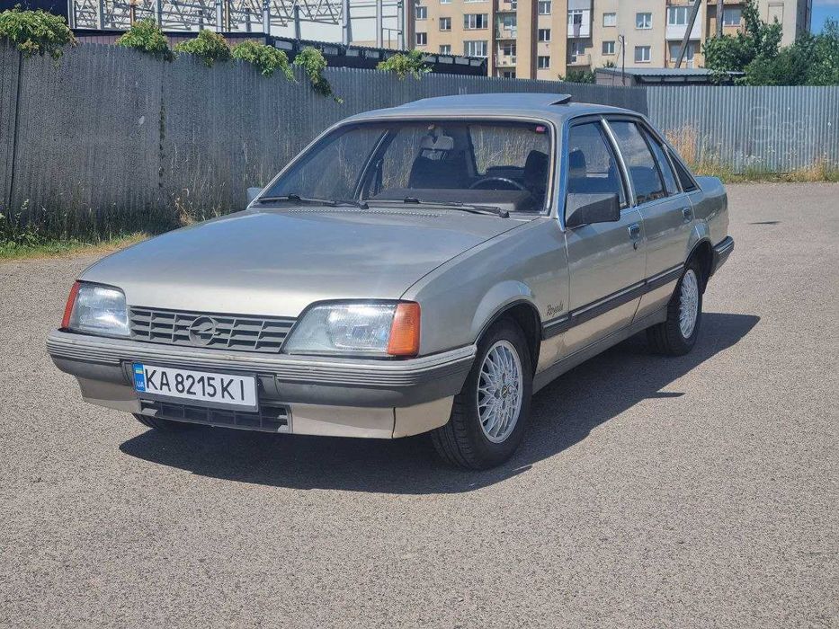 Opel Rekord 1.8 i