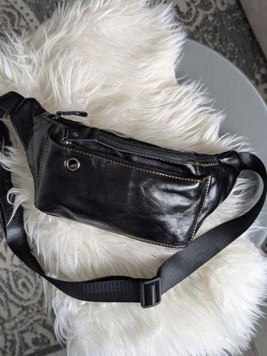 Бананка чоловіча шкіряна