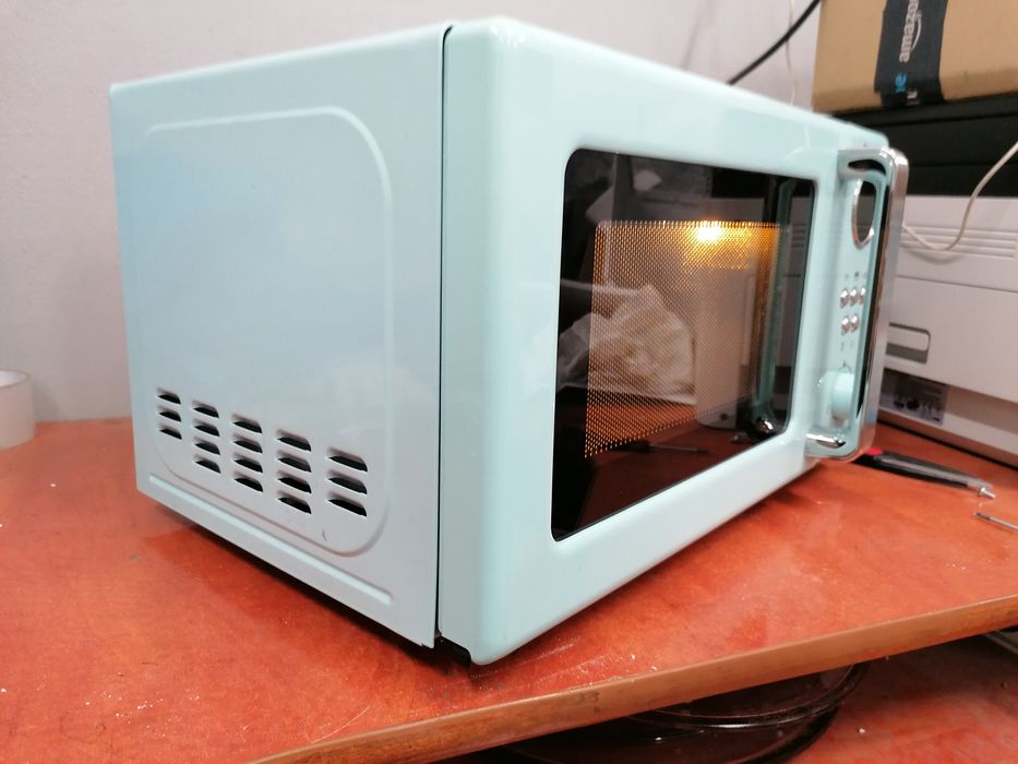 Mikrofalówka silvercrest smwc 700 x1