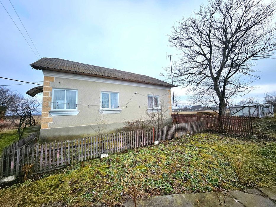 Будинок з ремонтом в хорошому стані за Галичем