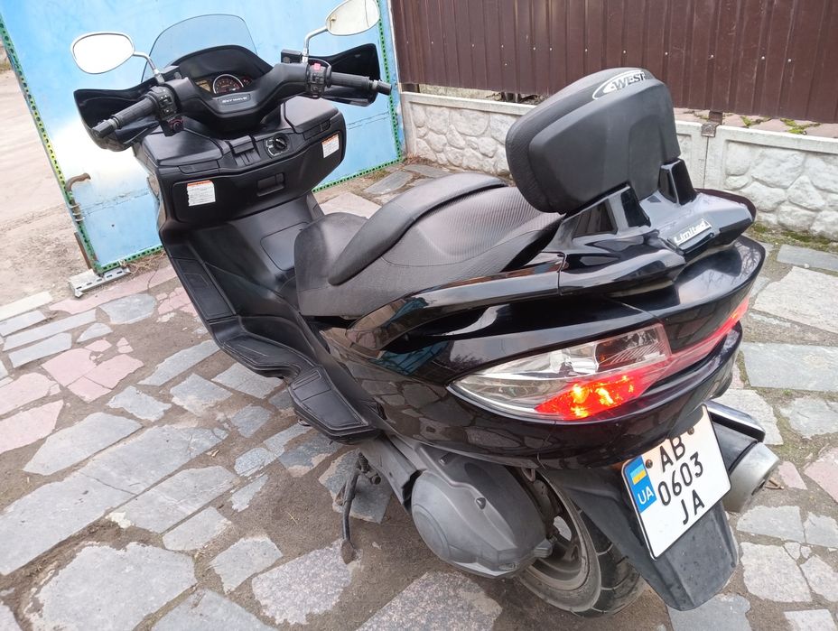 Suzuki skywave 250