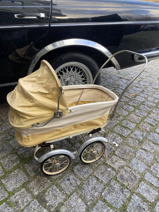 Carrinho de bebe antigos