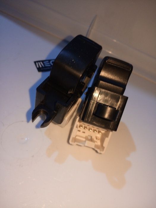 Botao vidro Nissan Pathfinder X-Trail Almera Patrol interruptor botoes