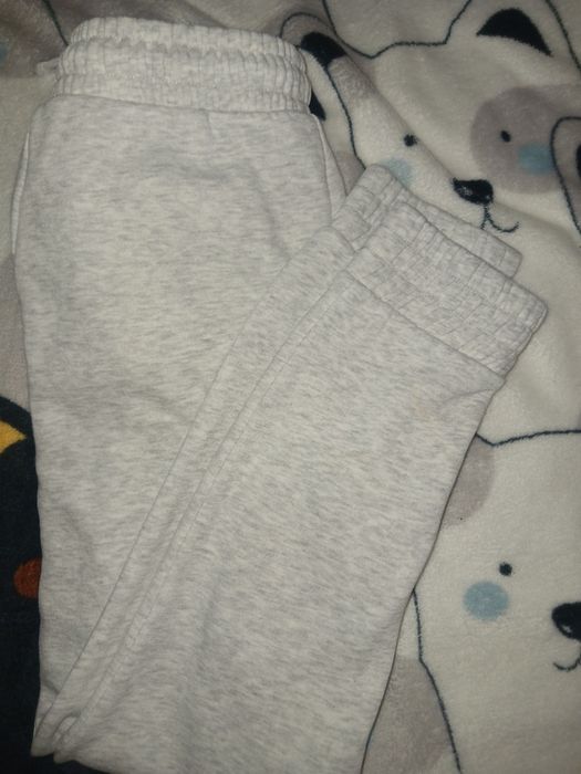 Спортивные штаны на девочку 7-10 лет