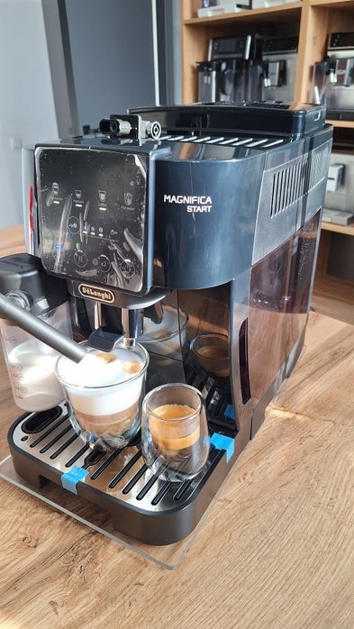 Кавомашина Delonghi Magnifica START