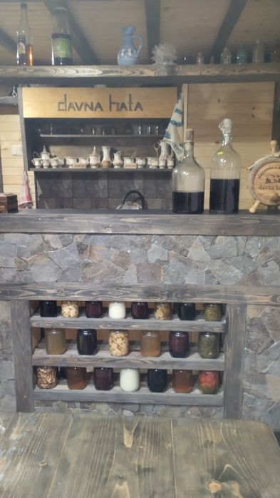 Здається файна хата...