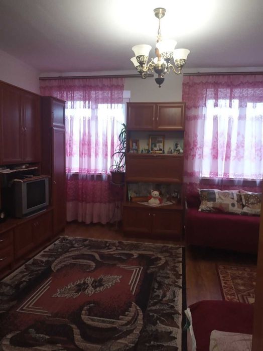 1 квартира вул. Надвірнянська,індивідуальне опалення,Черніїв.