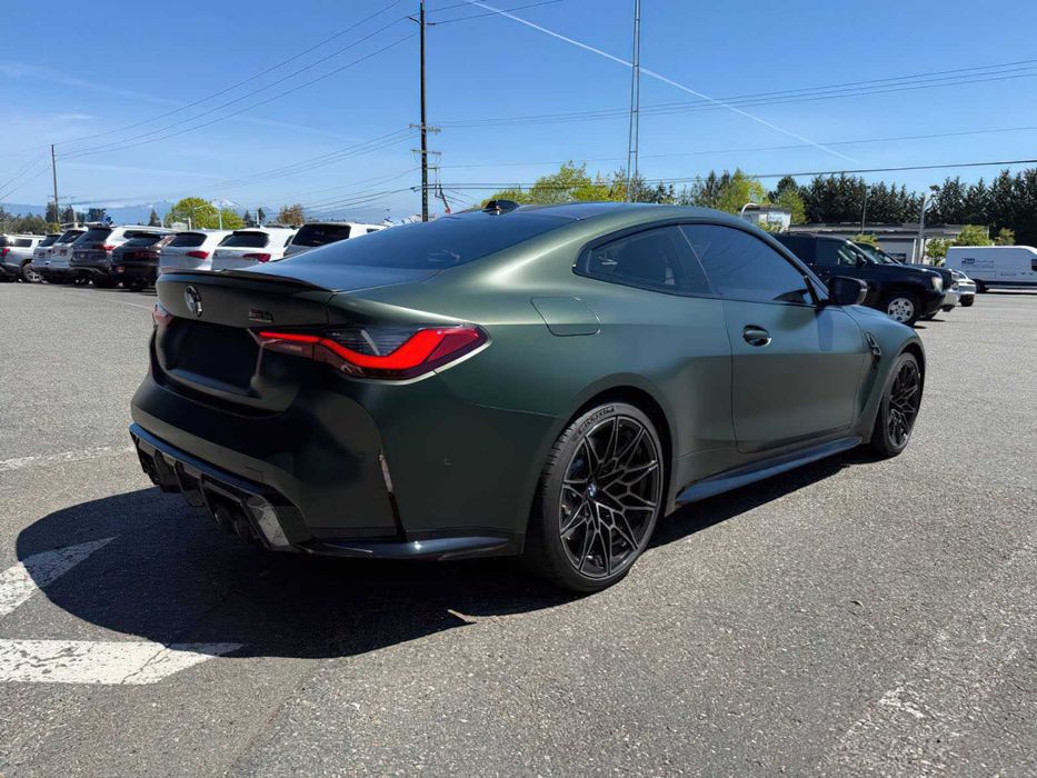 BMW M4 Competition xDrive      2024