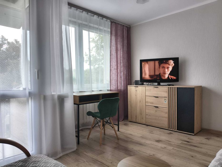 Wynajmę Jasne i przytulne mieszkanie 2-pokoje (37 m²) Kraków ul .Racławicka