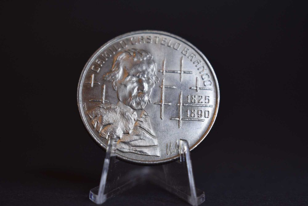 Lote de Moedas Escudos Comemorativas  #137