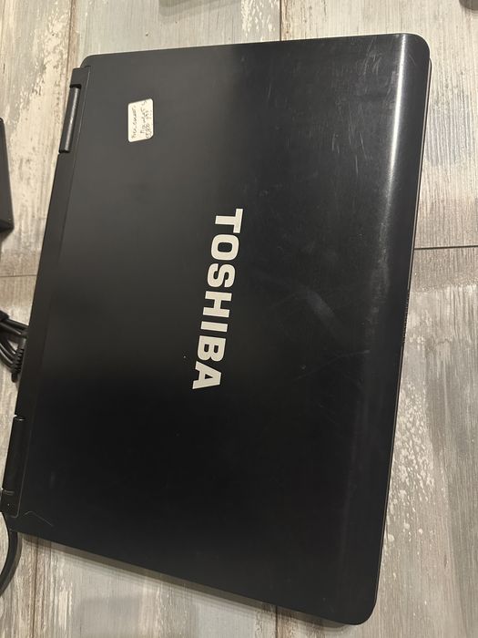 Б/у ноут Toshiba satellite L40-139