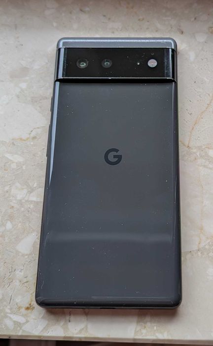 Google Pixel 6 – uszkodzony, na części, z etui