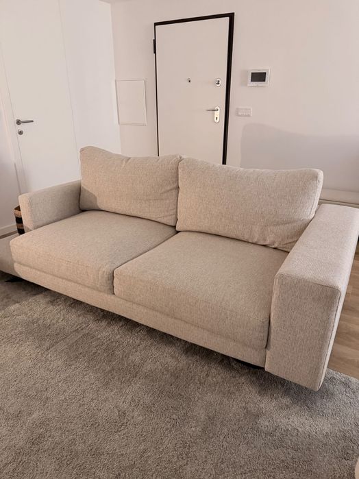 Sofá  3 lugares, bege, tecido, como novo