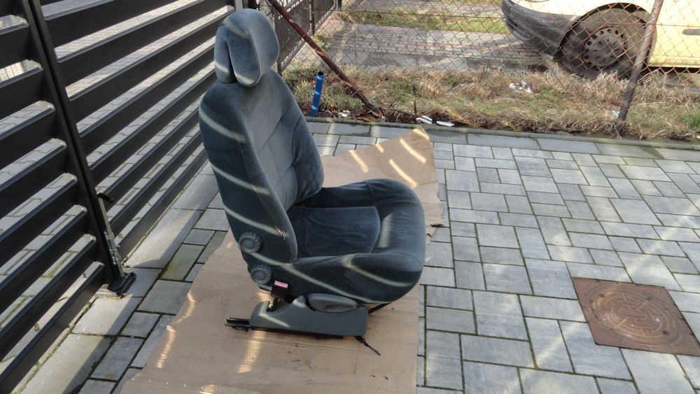 FOTEL Kierowcy Renault Scenik scenic demontaż