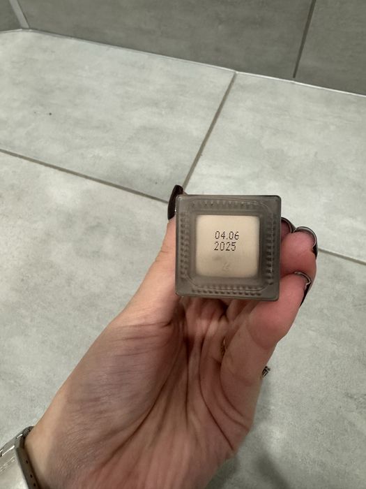 Тональна основа від Patricial Ledo