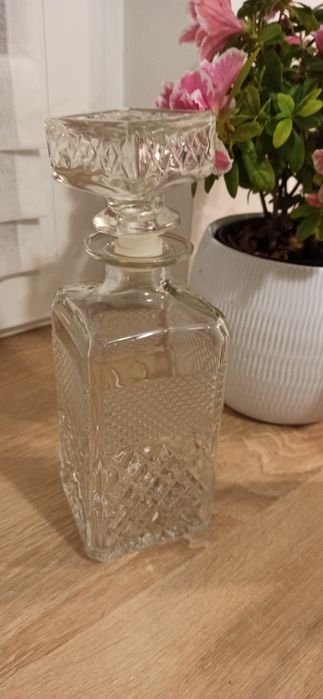 Karafka na wino 600 ml
