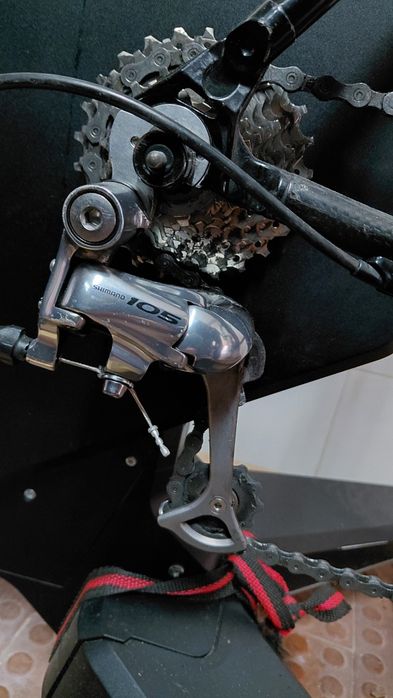 Bicicleta Estrada BTWIN Hydro RC