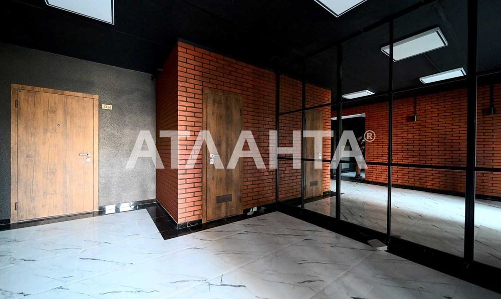 1 комн. квартира 50м2+терасса 15м2 в новом ЖК и видом на море.