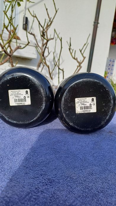 Two Wooden Jars64552632676993121