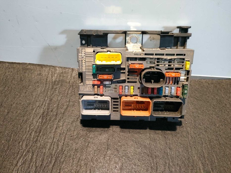 Peugeot Citroen moduł BSM -R02