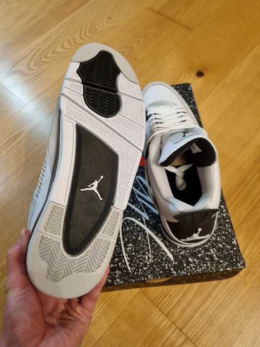 Jordan 4 Retro Military Black 40