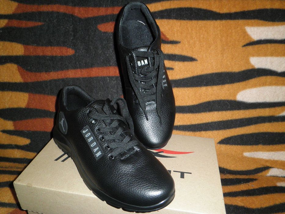 Кроссовки туфли кожаные